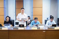 Đề nghị quy định cụ thể chính sách ưu tiên tuyển dụng viên chức; bổ sung hình thức xét tuyển