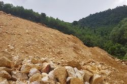 Hà Tĩnh cấp Giấy phép môi trường cho Nhà máy sản xuất đá Thạch anh Vũng Áng