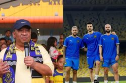 Người giới thiệu 7 cầu thủ nhập tịch cho LĐBĐ Malaysia lộ diện, thừa nhận vai trò