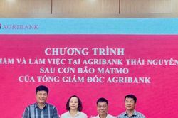 Điểm tựa vững chắc giúp khách hàng vực dậy sản xuất