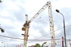 Gãy cần trục tháp cẩu gây chết người