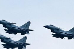 Hợp đồng mua J-10 của Indonesia và sự tái định hình cán cân quốc phòng châu Á
