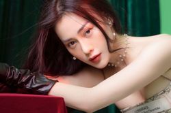 Phương Oanh đổi đời ngoạn mục