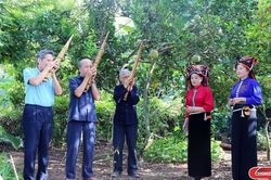 Tiếng khèn bè Yên Châu