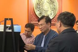 Chủ tịch UBND tỉnh Lâm Đồng Hồ Văn Mười thăm doanh nghiệp tại phường Xuân Trường - Đà Lạt