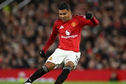Casemiro tỏa sáng, dẫn dắt Man United hạ Brighton 4-2