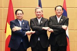 Giữ gìn và phát huy truyền thống đoàn kết, gắn bó Việt Nam-Campuchia-Lào