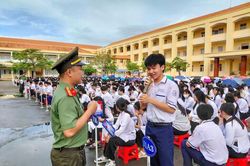 Trang bị kiến thức công nghệ số cho người dân