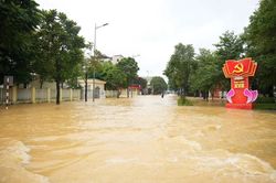 Cần soát xét lại kế hoạch xả lũ thủy điện