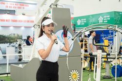 Diễn viên Thúy Hằng xuất hiện tại Hội chợ Mùa thu 2025 trong vai trò mới