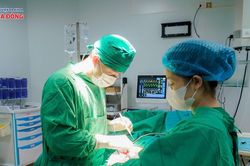 Bệnh viện Đa khoa Cửa Đông: Phẫu thuật thành công khối u nghịch mầm buồng trứng kích thước 'khủng' cho bé gái 14 tuổi