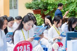 Năm 2026: Đại học đổi cách xét tuyển, giảm phụ thuộc điểm học bạ