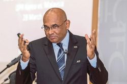 AFC sẽ 'hành động' nếu FIFA trừng phạt bóng đá Malaysia