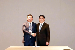 Chủ tịch nước Lương Cường tiếp Chủ tịch Tập đoàn Lotte Shin Dong Bin