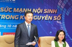 Người dân đang gửi tiết kiệm tại ngân hàng gần 8 triệu tỷ đồng
