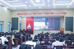 Nâng cao kiến thức, kỹ năng cho đội ngũ giảng viên, giáo viên giảng dạy các môn lý luận chính trị