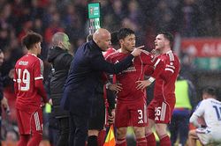 Liverpool thua 0-3 Crystal Palace: xoay tua của Slot vỡ trận