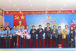 Phó Chủ tịch Tổng Liên đoàn Lao động Việt Nam dự Đại hội Công đoàn phường Cửa Lò
