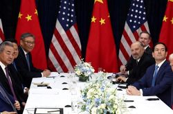 Washington hạ thuế quan, Bắc Kinh nhượng bộ về fentanyl và đất hiếm