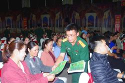 Bộ CHQS tỉnh tuyên truyền, phổ biến, giáo dục pháp luật tại xã Quỳ Châu