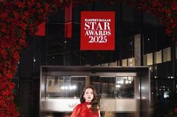 Nhan sắc rực rỡ của 'đóa hồng đỏ' Chi Pu tại thảm đỏ Harper's Bazaar Vietnam Star Award 2025