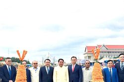 Đoàn đại biểu tỉnh Nghệ An tham dự Lễ hội Thạt Luổng Viêng Chăn năm 2025 tại Lào