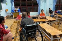 Vỡ hồ chứa nước trại chăn nuôi, một bé gái bị mất tích