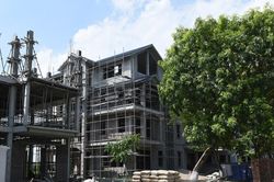 Dù lãi suất thấp, người mua vẫn 'chùn bước' trước giá đất thổ cư leo thang