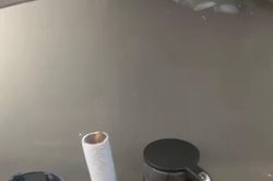 H'Hen Niê chính thức xin lỗi sau khủng hoảng 'cà phê sữa mẹ'