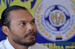 Cựu danh thủ Malaysia kêu gọi Liên đoàn chấp nhận sai lầm, đừng kiện FIFA nữa