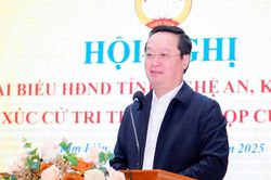 Bí thư Tỉnh ủy Nguyễn Đức Trung tiếp xúc cử tri xã Kim Liên