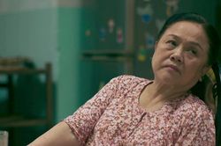 Phim 'Phá đám sinh nhật mẹ': Sự 'quái chiêu' của đạo diễn