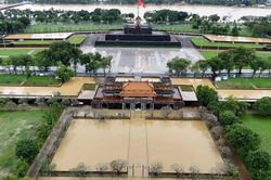 Khẩn trương bảo vệ, gia cố các công trình văn hóa, di tích