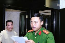Bắt tạm giam Tổng giám đốc VB Group Nguyễn Quốc Vũ để điều tra hành vi sản xuất, buôn bán hàng giả
