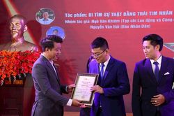 Từ dòng sông Kinh Thầy đến những mùa hoa nghề báo