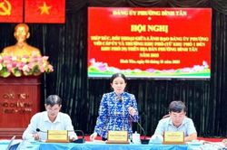 Đảng ủy phường Bình Tân tiếp xúc, đối thoại với cấp ủy và trưởng khu phố
