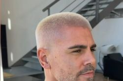 Diện mạo khác lạ của Victor Valdes