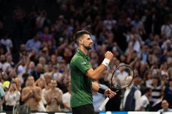 Djokovic giành vé vào chung kết ATP Hellenic Championship