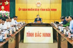Tiếp tục ổn định kinh tế vĩ mô, kiểm soát lạm phát, khắc phục hậu quả thiên tai