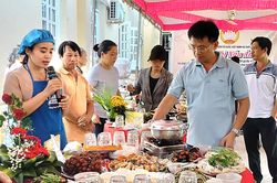 Xã Suối Dầu tổ chức Ngày hội Đại đoàn kết toàn dân tộc