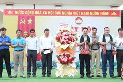 Ngày hội đại đoàn kết toàn dân tộc tại bản Nà Lo
