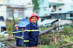 Gia Lai trong bão Kalmaegi: Bài học ứng phó thiên tai bằng bản lĩnh, tình người
