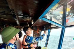 Nghệ An ra quân cao điểm tuyên truyền, xác minh, xử lý tàu cá mất kết nối VMS