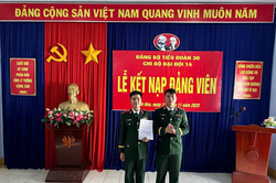 Trường Sĩ quan Thông tin: Sôi nổi các hoạt động chào mừng kỷ niệm ngày truyền thống
