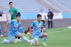 Văn Lâm chấn thương nhẹ, nỗ lực trở lại cùng đội tuyển Việt Nam