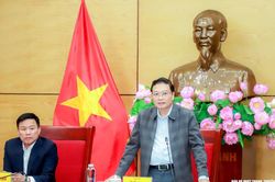 Chủ tịch UBND tỉnh Nghệ An Lê Hồng Vinh chủ trì làm việc về tiến độ 7 chương trình, dự án trọng điểm