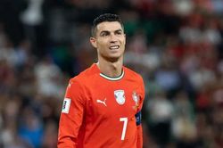 Ronaldo hé lộ thời điểm giải nghệ khiến fan tiếc nuối