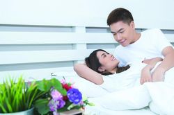 Đừng để 'chuyện ấy' thành... 'cơm nguội'