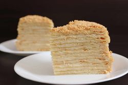 Ai chấp nhận xếp thứ tự 2.000, đợi 20 ngày ăn bánh Napoleon?