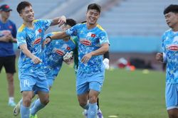 Quang Hải thay Cao Quang Vinh làm đội phó đội tuyển Việt Nam